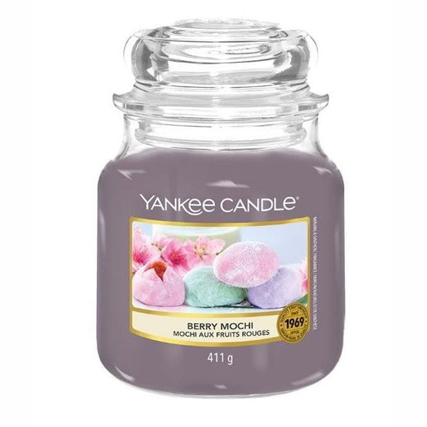 Yankee Candle Berry Mochi Medium Jar Retail Box No warranty
