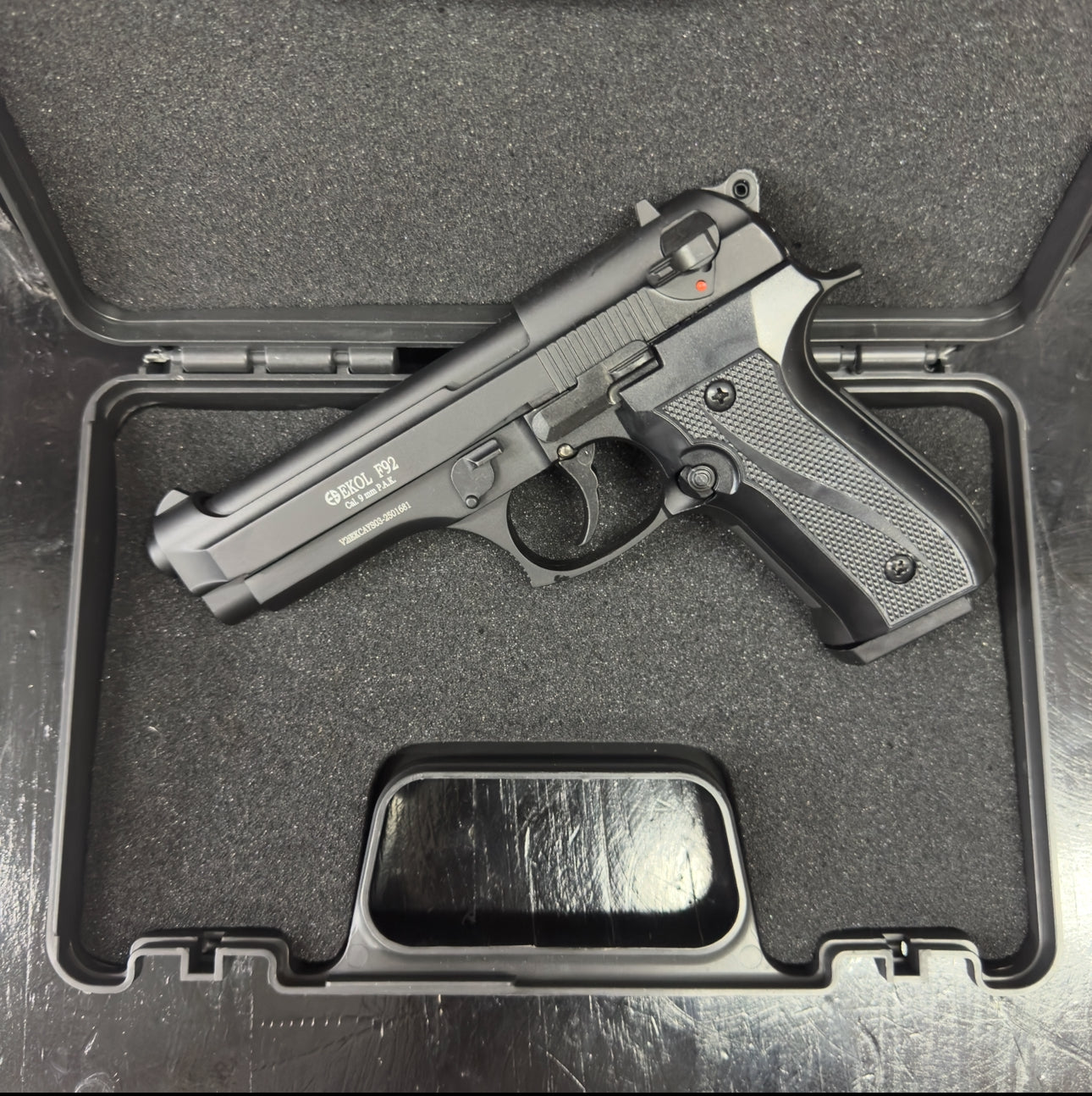Ekol F92 Magnum Black Blank/Pepper Gun (Semi Auto|17+1|9mm PAK)