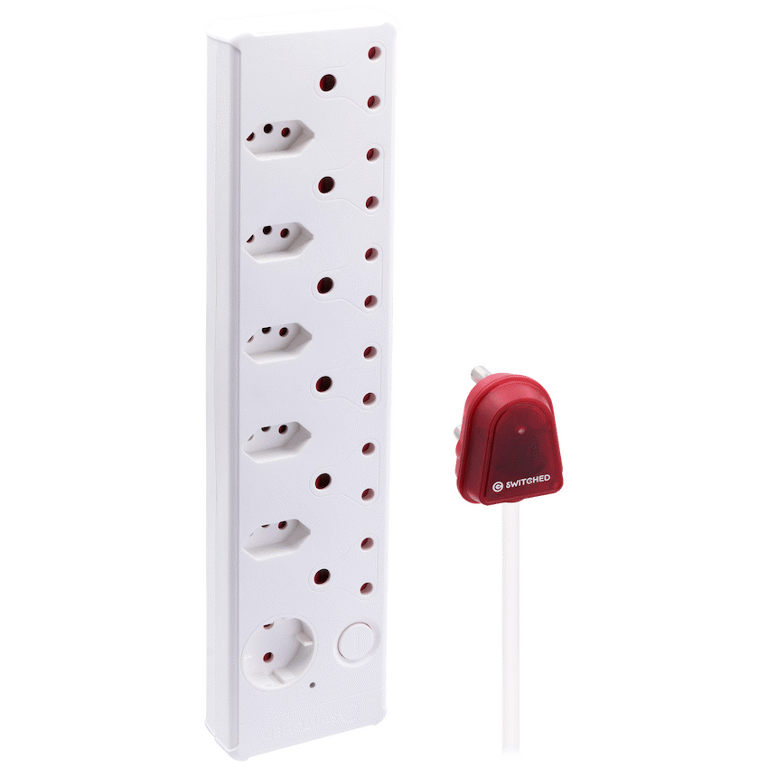 Switched 12-Way High Surge Multiplug 0.5m - White