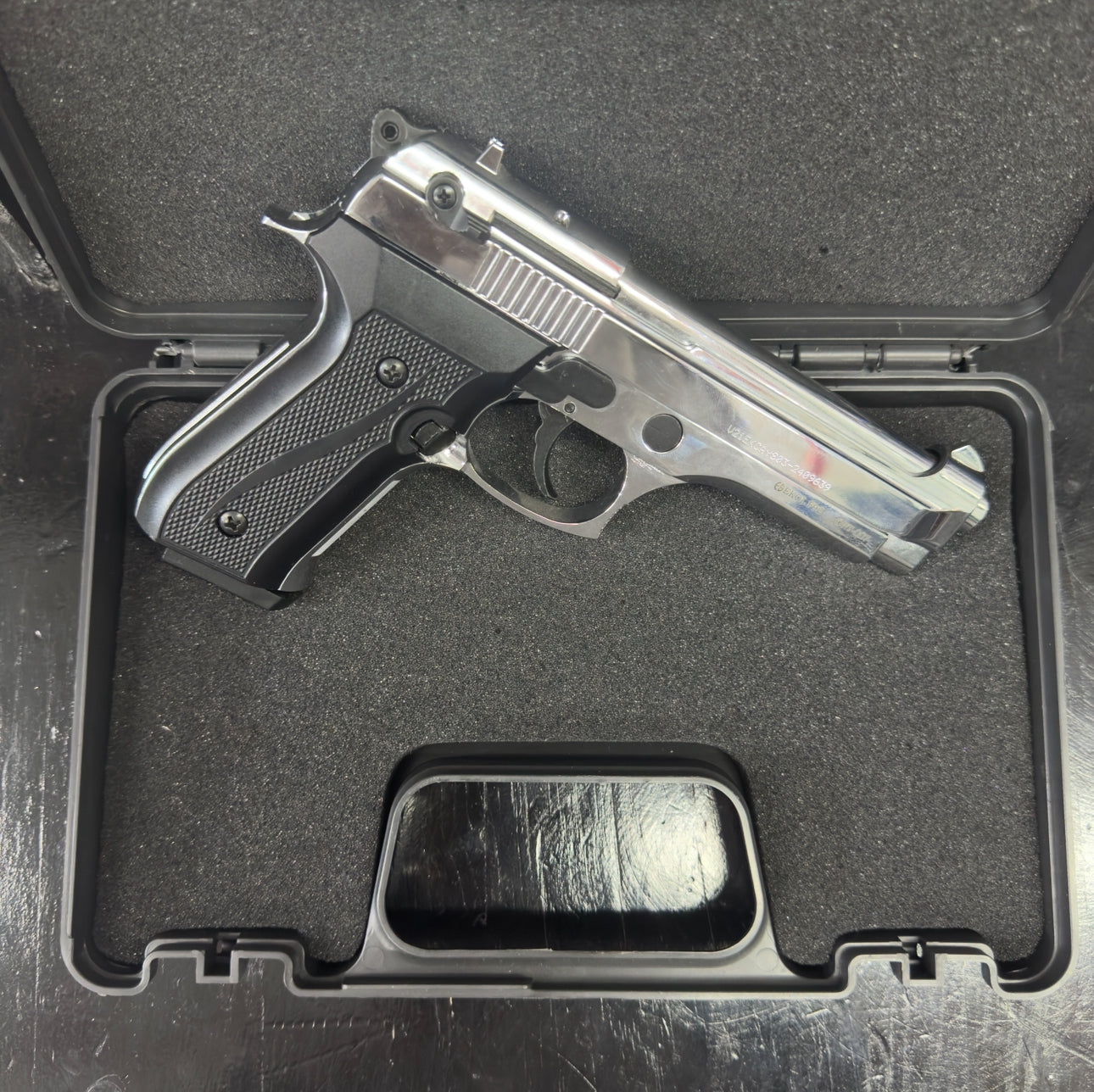 Ekol F92 Magnum Shiny Chrome Blank/Pepper Gun (Semi Auto|17+1|9mm PAK)