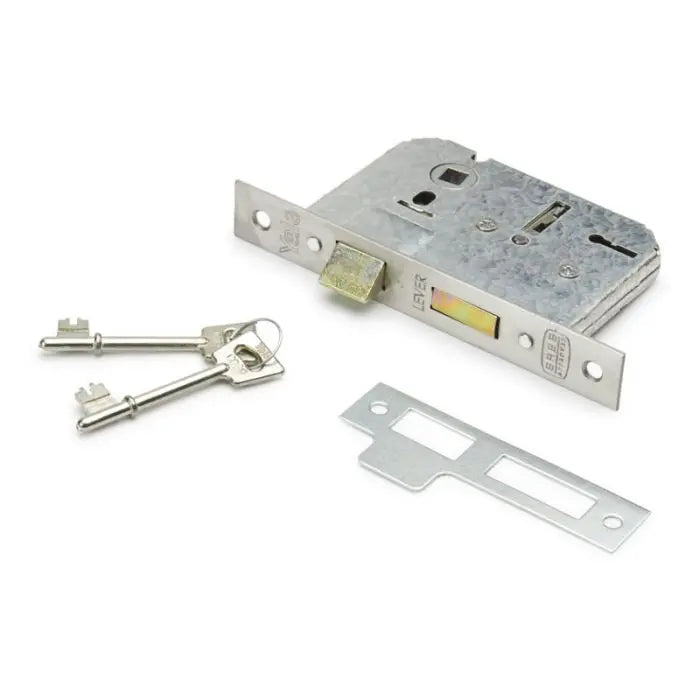 Yale 3 Lever Lock Body, Chrome Plated