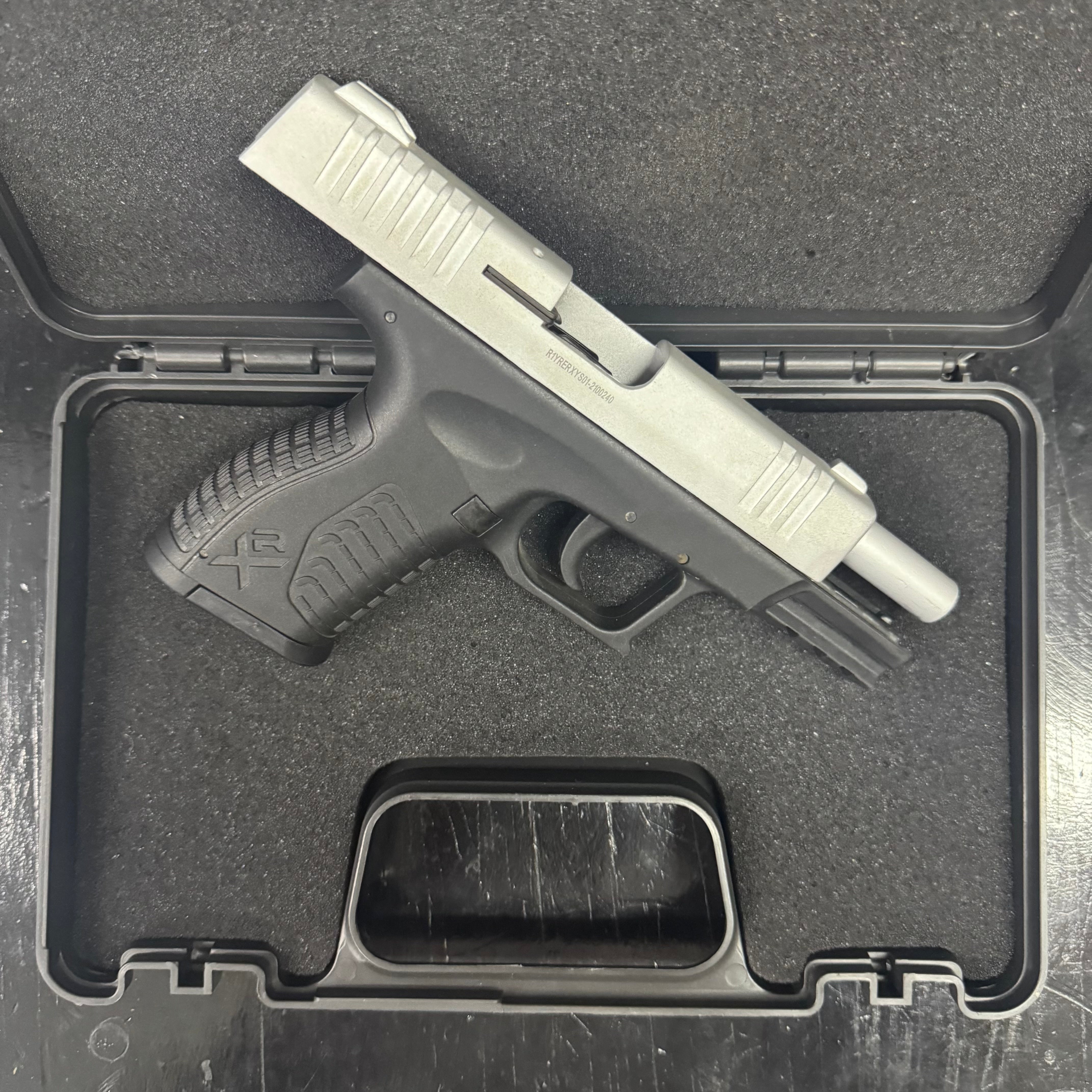 Retay XR Mat Chrome Blank/Pepper Gun (Semi Auto|14+1|9mm PAK)