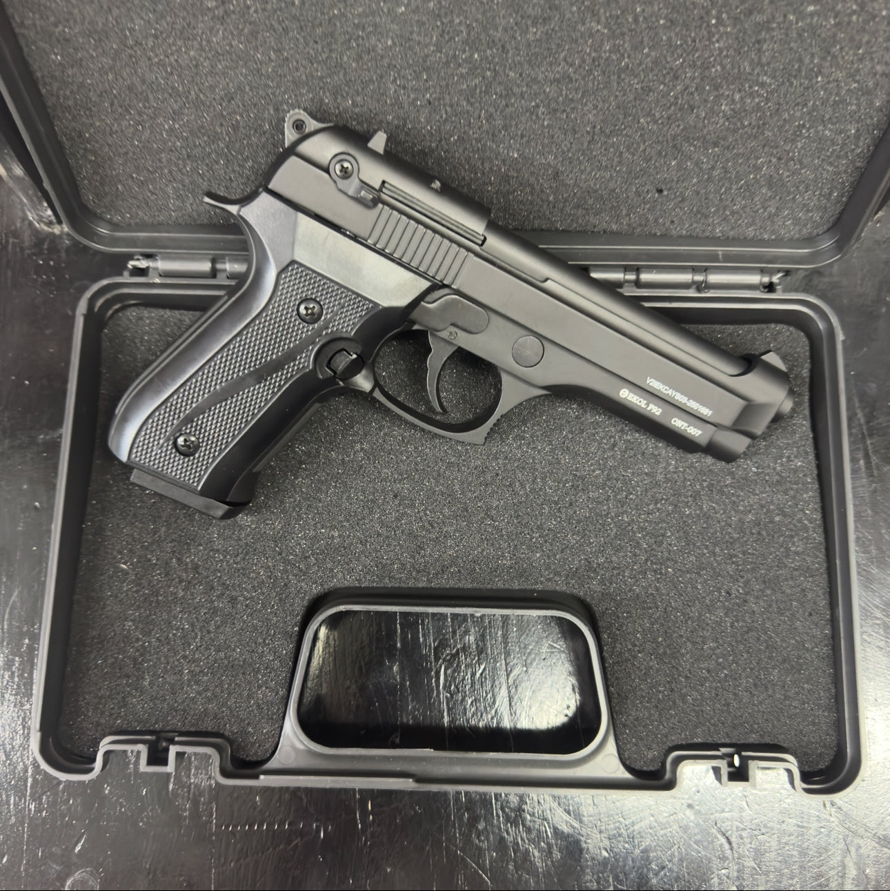 Ekol F92 Magnum Black Blank/Pepper Gun (Semi Auto|17+1|9mm PAK)