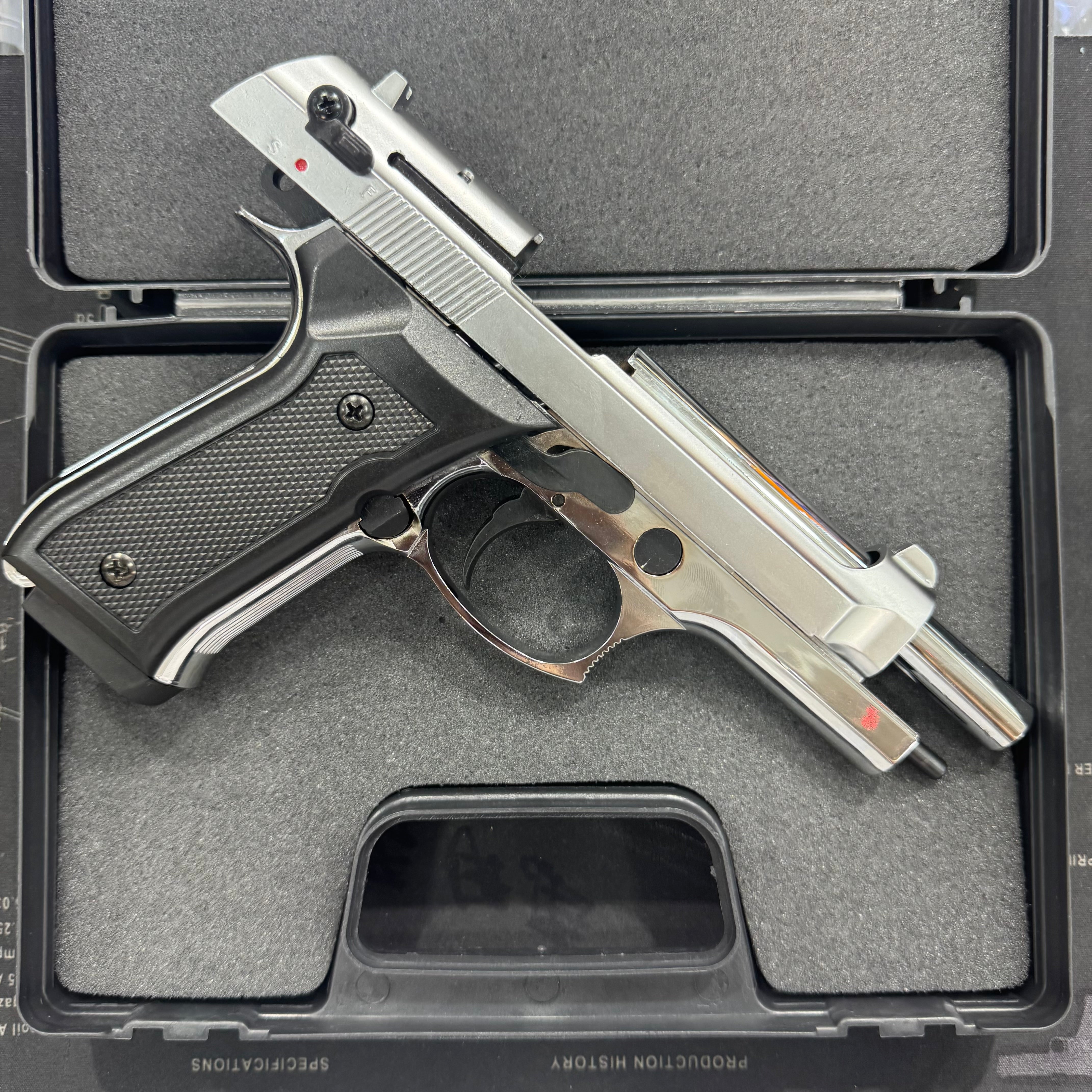 Blow F92 Shiny Chrome|Mat Chrome Blank/Pepper Gun (Semi Auto|15+1|9mm PAK)