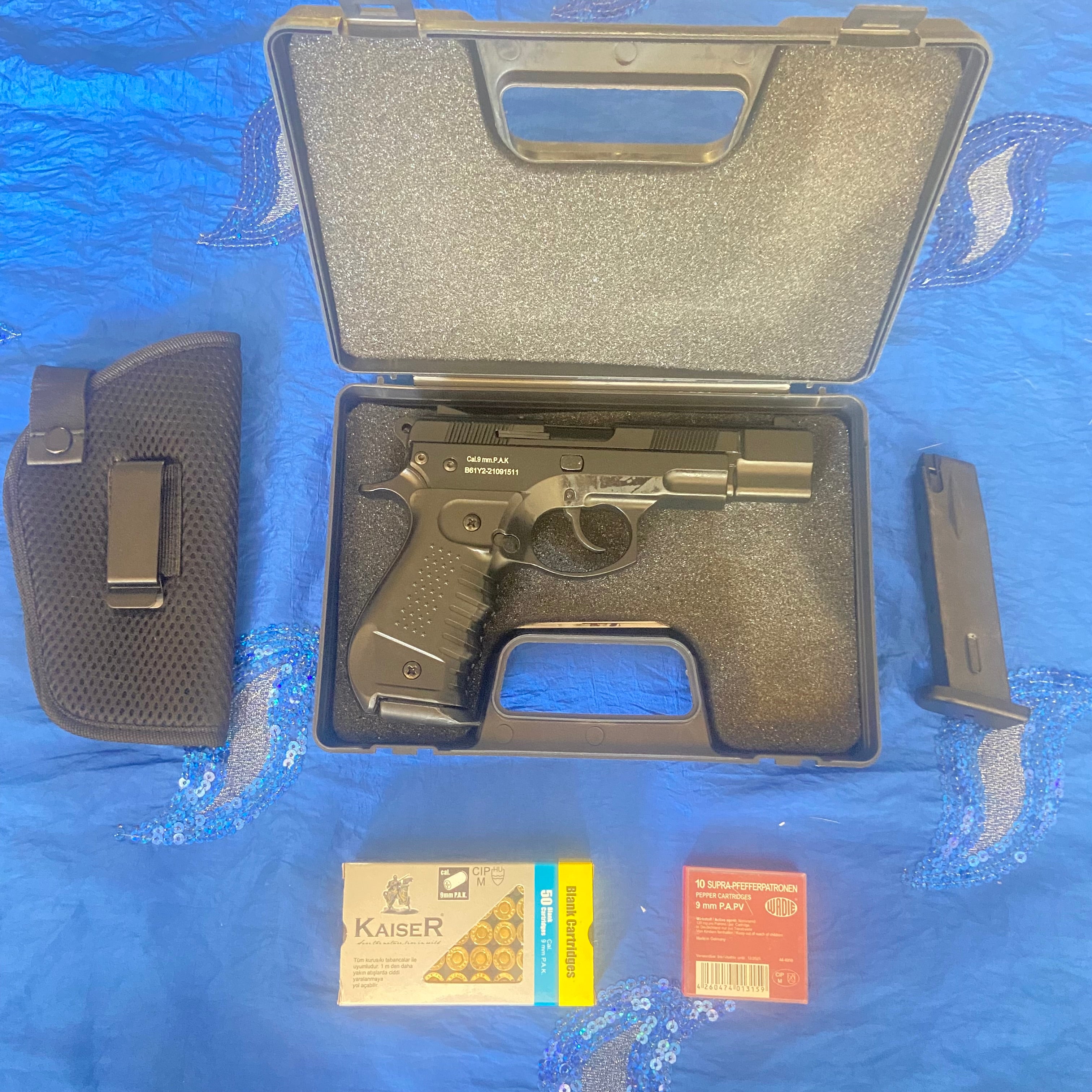 Blow CZ75 Black Blank/Pepper Gun (Semi Auto|17+1|9mm PAK)