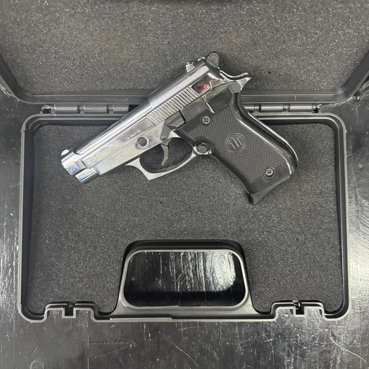 Retay 84 FS Shiny Chrome Blank/Pepper Gun (Semi Auto|7+1|9mm PAK)