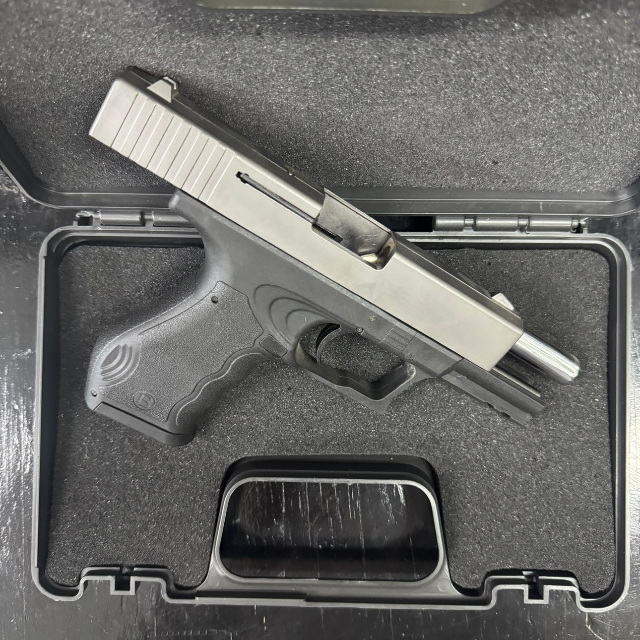 Blow TR17 Fumed Blank/Pepper Gun (Semi Auto|17+1|9mm PAK)