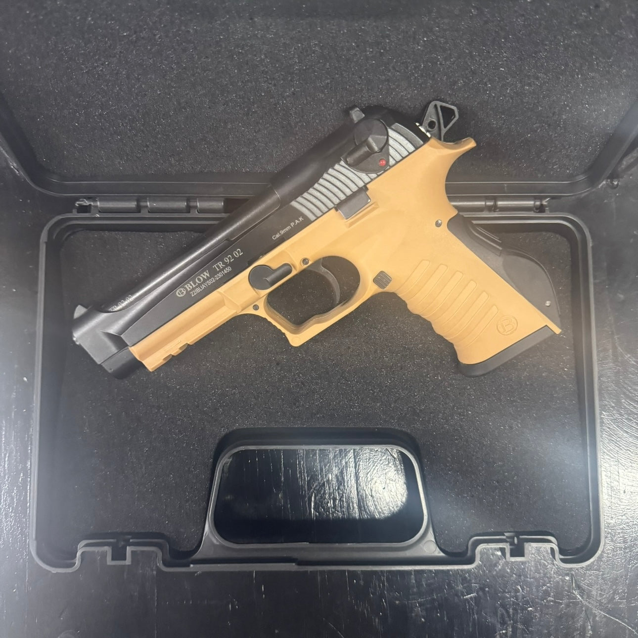 Blow TR9202 Tan Blank/Pepper Gun (Semi Auto|15+1|9mm PAK)