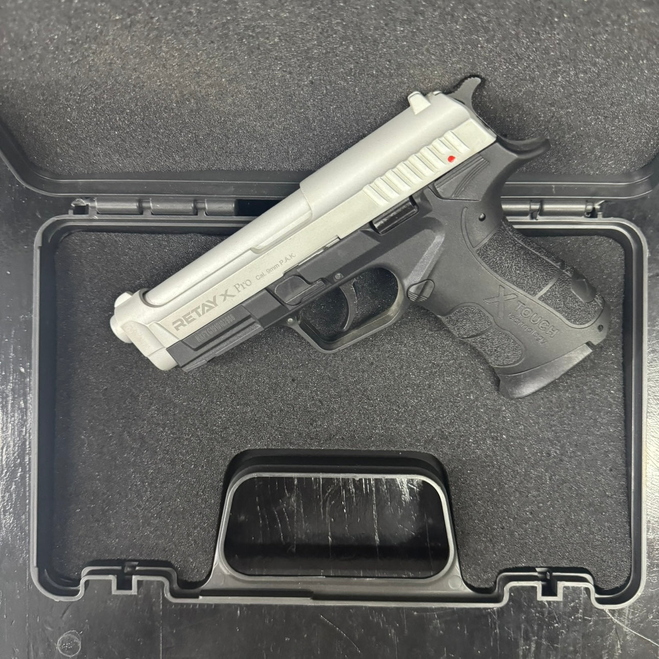 Retay XPRO Mat Chrome Blank/Pepper Gun (Semi Auto|14+1|9mm PAK)