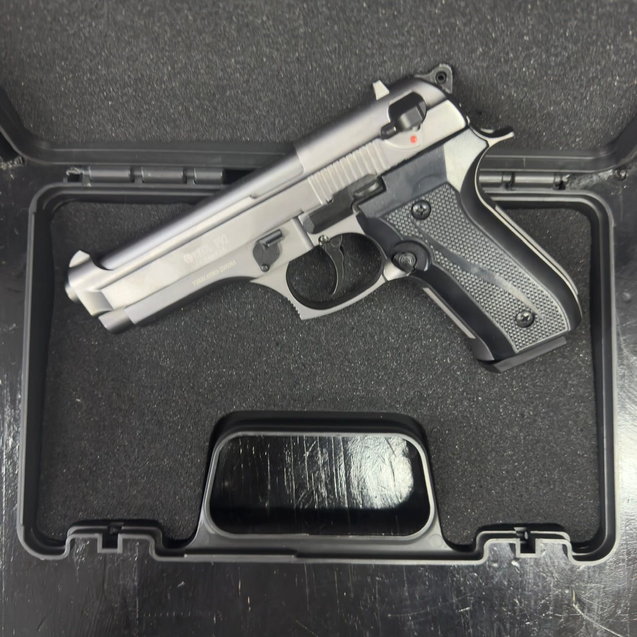 Ekol F92 Magnum Mat Chrome Blank/Pepper Gun (Semi Auto|17+1|9mm PAK)