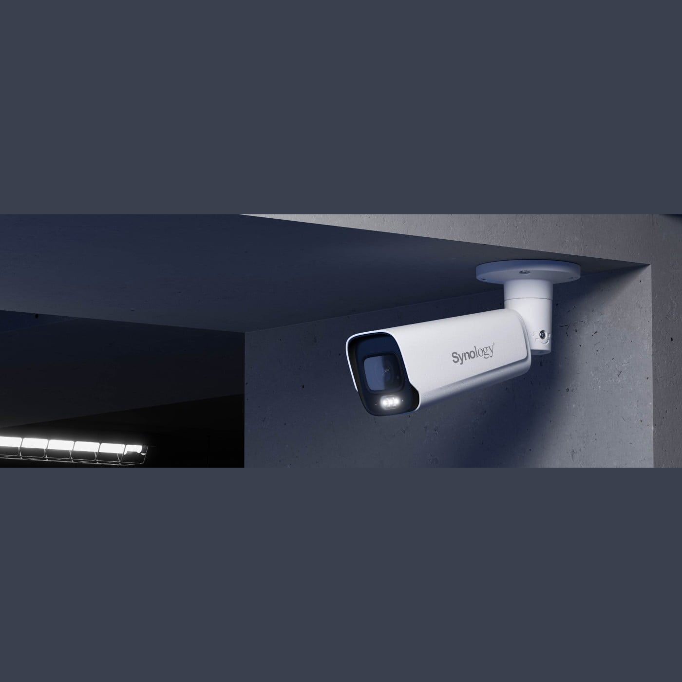 GUNMANSA Synology BC800Z AI-powered hybrid light camera for adjustable zoom