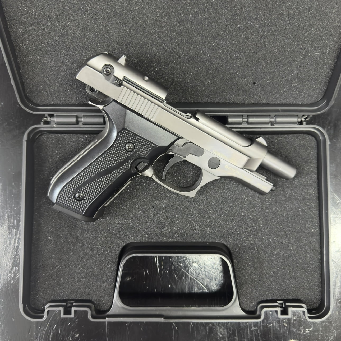 EKOL Ekol F92 Compact Mat Chrome Blank/Pepper Gun (Semi Auto|15+1|9mm PAK)