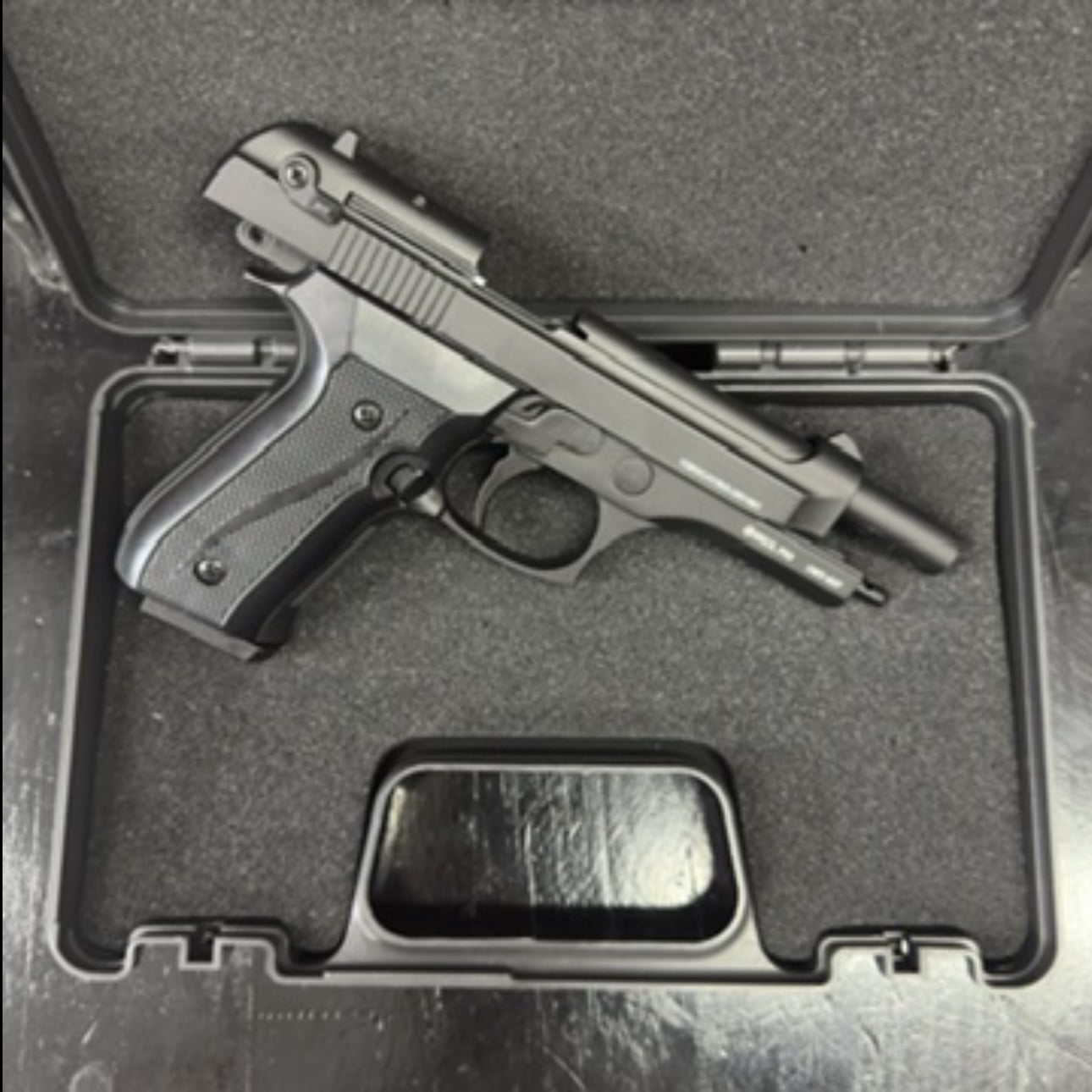 EKOL Ekol F92 Magnum Black Blank/Pepper Gun (Semi Auto|17+1|9mm PAK)