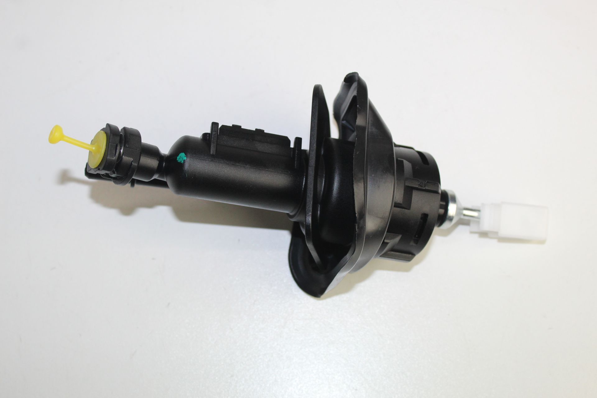 FORD FORD FOCUS CLUTCH MASTER CYLINDER 1.6 2012-2015