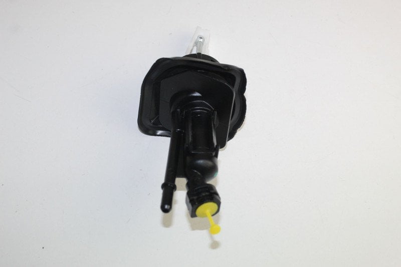 FORD FORD FOCUS CLUTCH MASTER CYLINDER 1.6 2012-2015