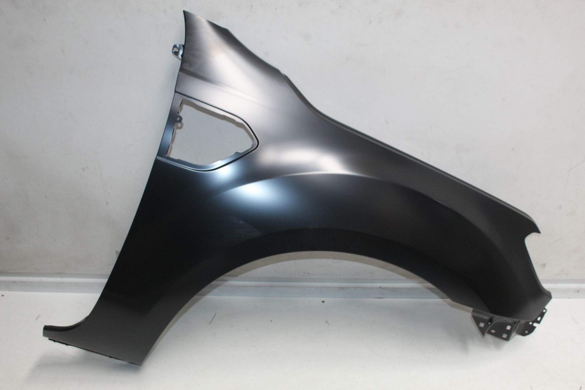 FORD FORD RANGER RH FENDER + VENT HOLE 2015 - 2023