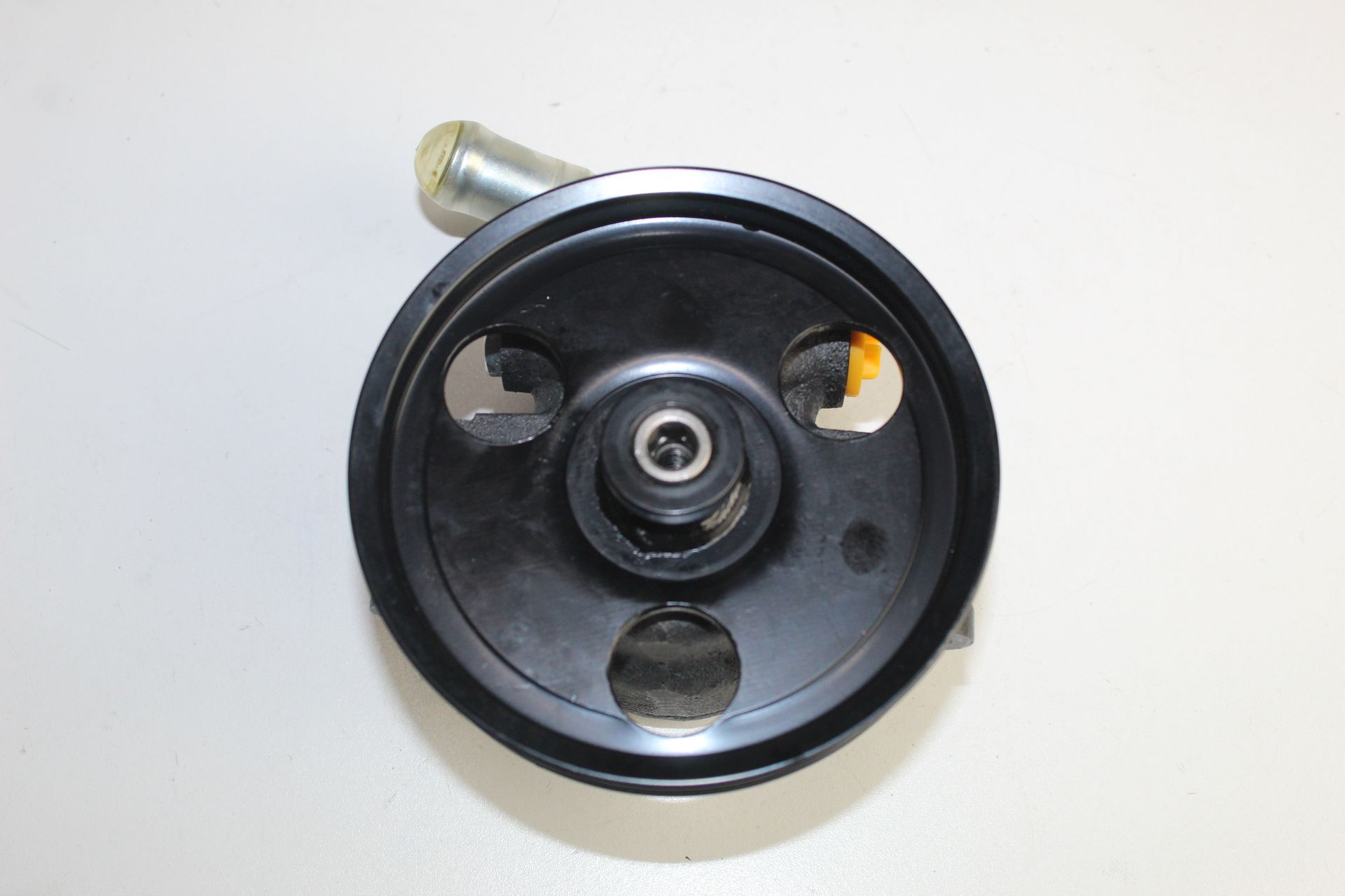 FORD FORD STEERING PUMP +PULLEY FOCUS 2.0 99-04