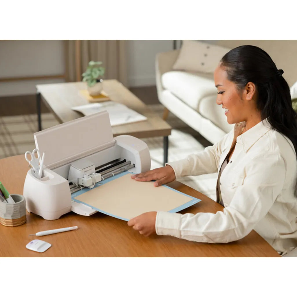 GUNMANSA 2011774 - Cricut Puff Iron-On 30.5 cm x 48.3 cm White