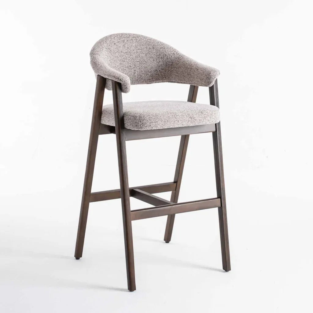 GUNMANSA ALORA WOODEN KITCHEN STOOL - LATTE
