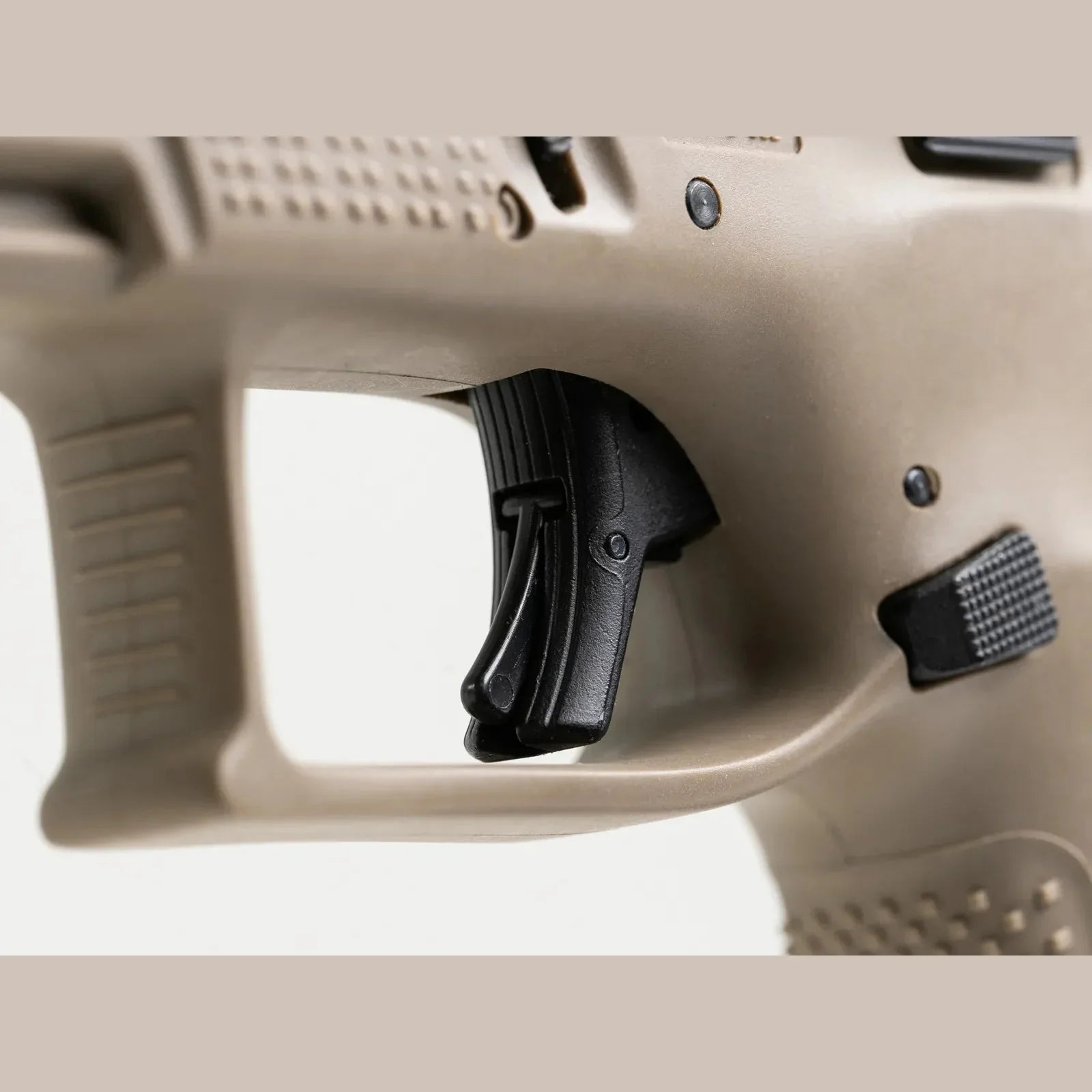 GUNMANSA ASG P-10C Airsoft Pistol (CO2|Semi Auto|Blowback|22) 19923