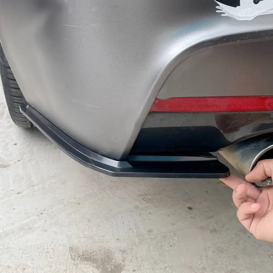 GUNMANSA BM F30 3-Series Gloss Black Rear Bumper Splitters