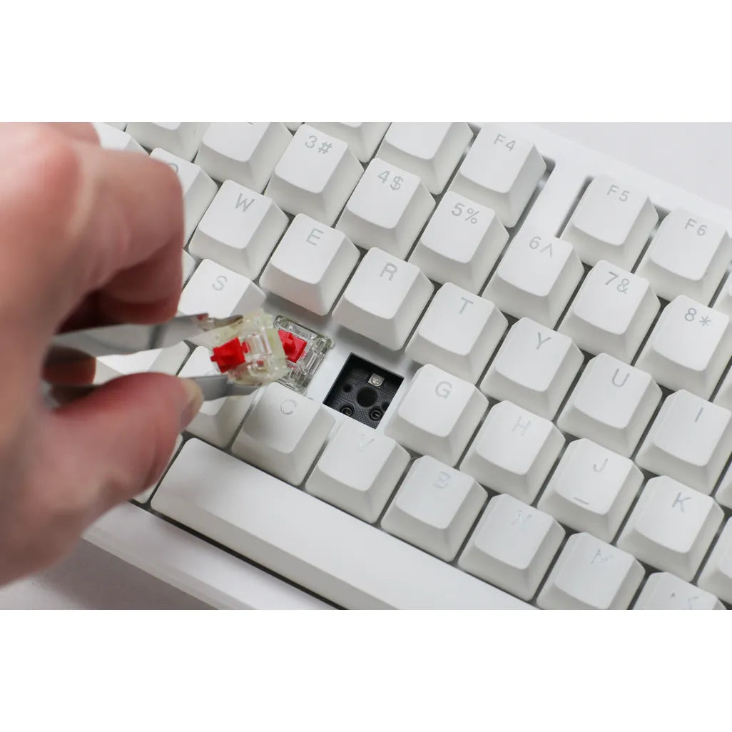 GUNMANSA Ducky Keyboard Zero 6108 100% Mechanical Wireless Keyboard; RGB; USB 2.0 / 2.4GHz / BT - White - Cherry MX2A Speed Silver