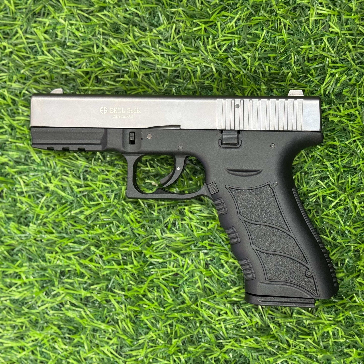 GUNMANSA Ekol Gediz Chrome Glock 19 Black Blank/Pepper Gun (Semi Auto/14+1/9mm Pak) SPECIAL - GSA