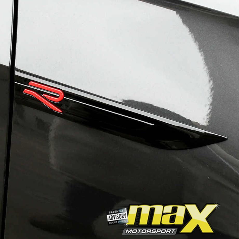 GUNMANSA Golf 8 R-Style - Fender Badge (Red)