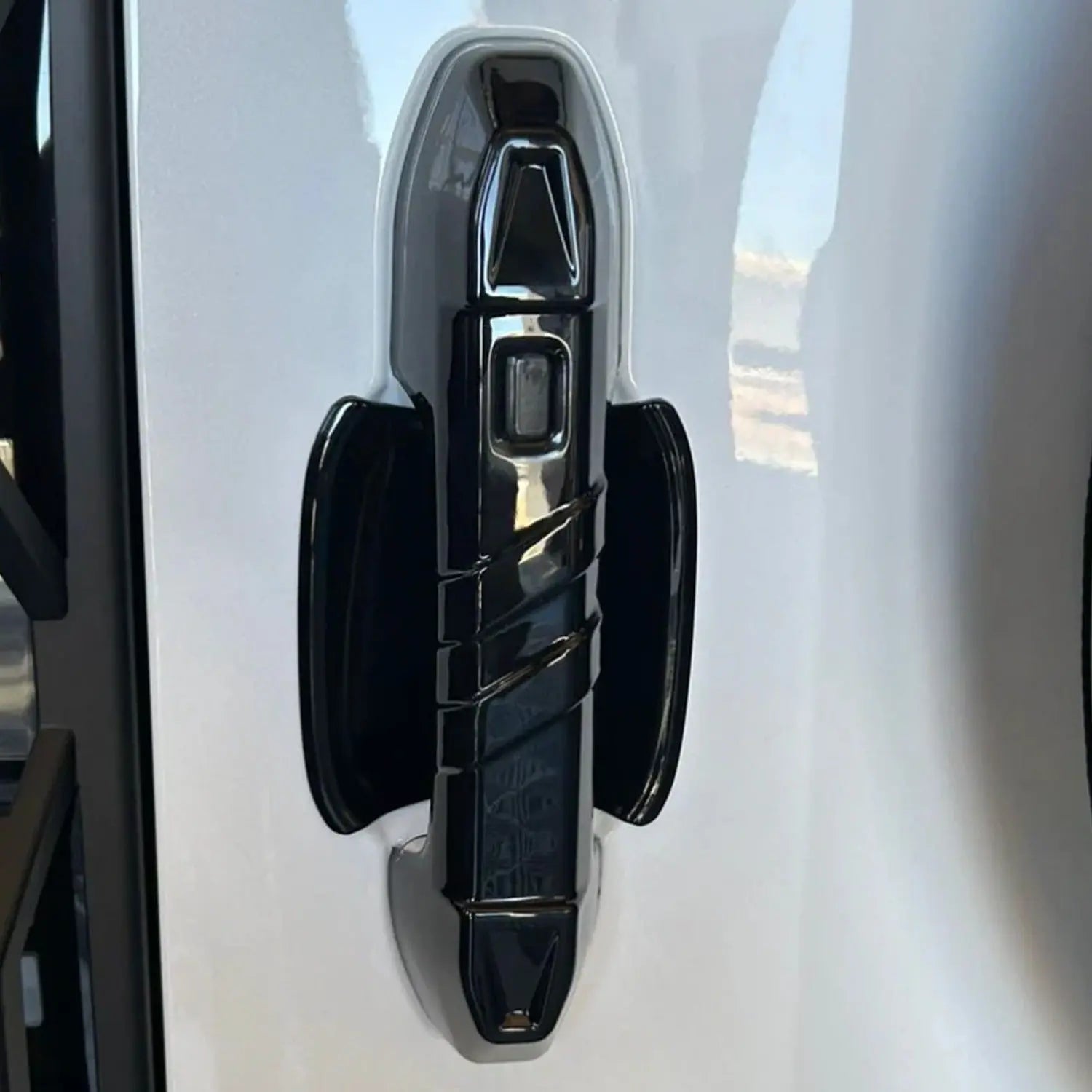 GUNMANSA Jetour T2 (25-On) Gloss Black Rear Tailgate Door Handle Cover