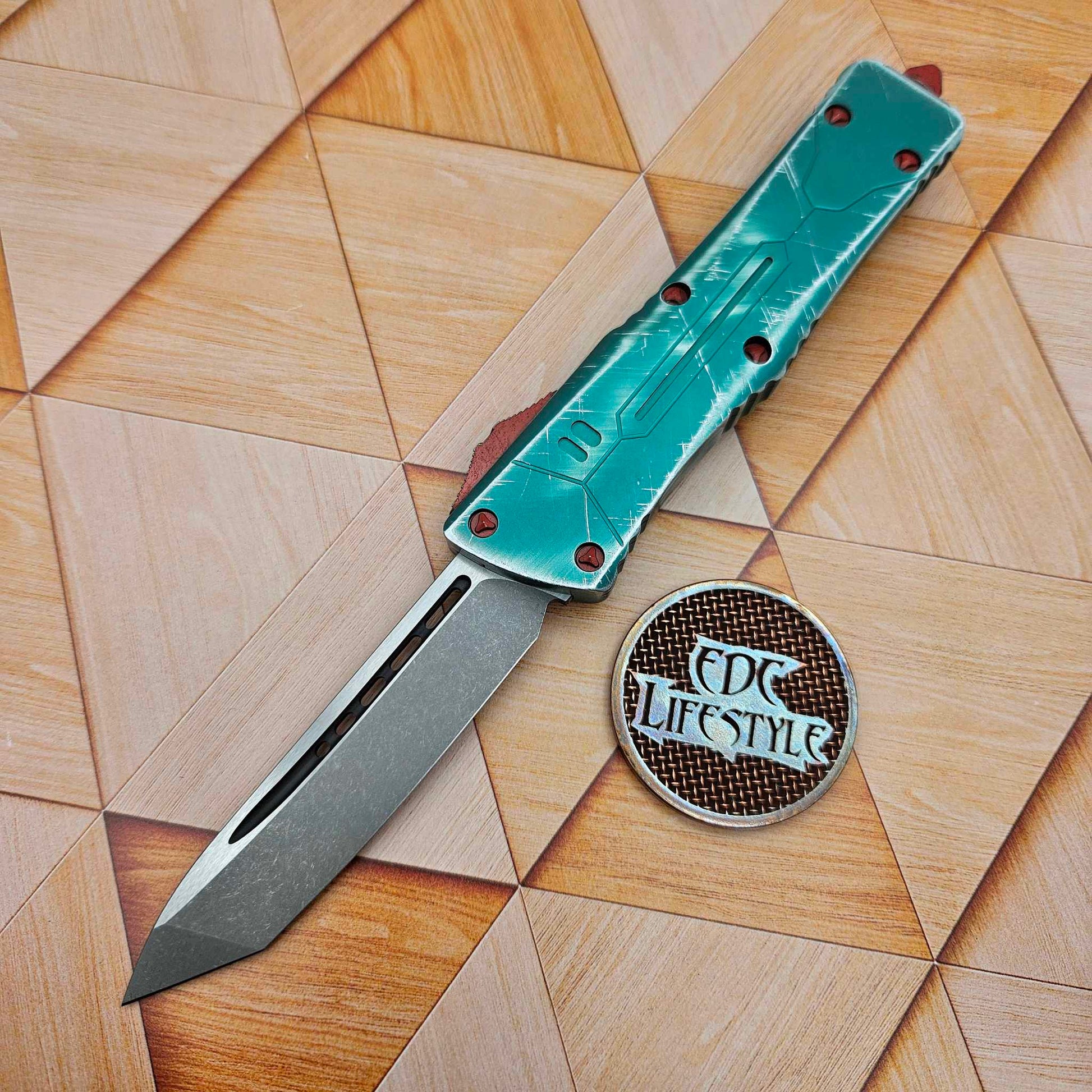 GUNMANSA Microtech Bounty Hunter Green Apocalyptic Combat Troodon – 144-10Bh