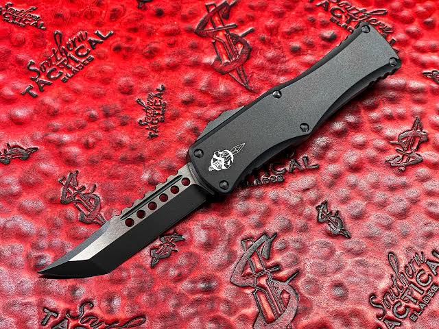 GUNMANSA Microtech Hera Hellhound Signature Series Tactical Standard – 919-1TS