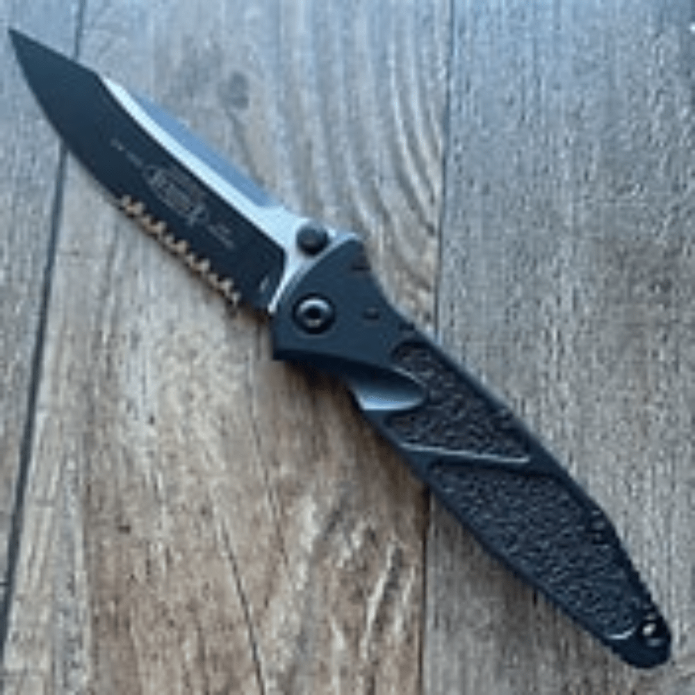 GUNMANSA Microtech Socom Elite S/E-M Black Tactical Partial Serrated – 160-2T
