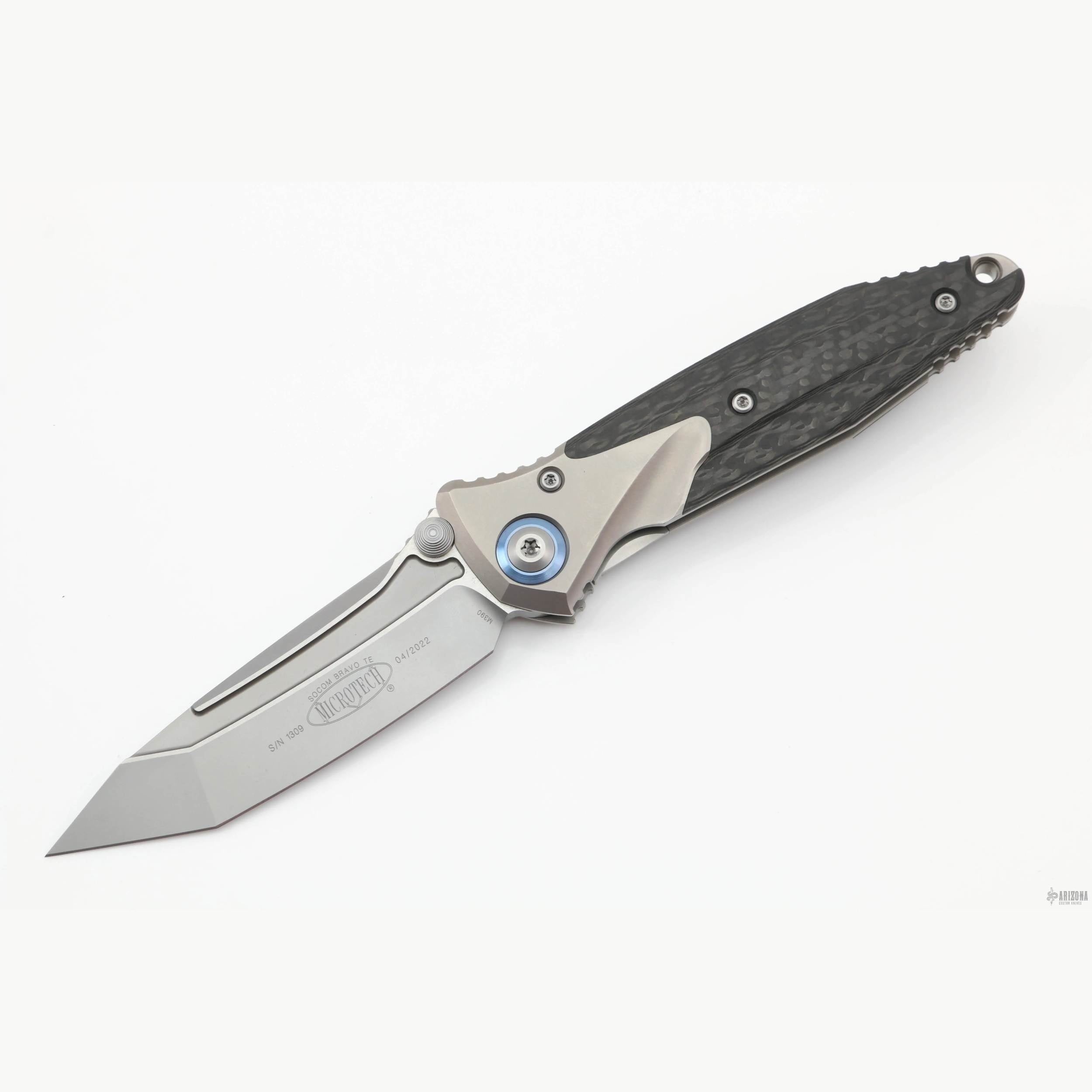 GUNMANSA SOCOM Bravo Mini TE Titanium Handle Bead Blast Standard Blue Ti Pivot Collar Carbon Fiber Scales - 261M-7CFTI