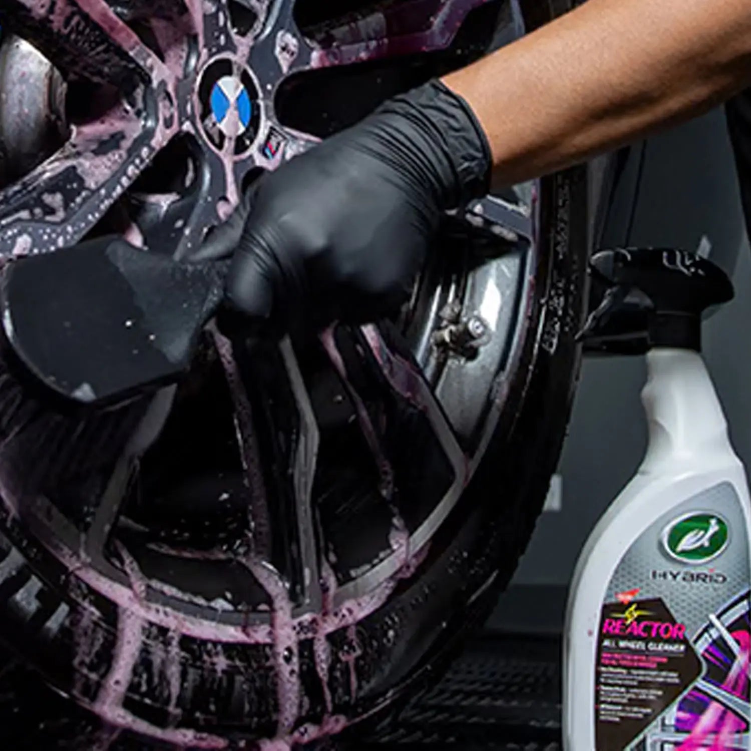 GUNMANSA Turtle Wax Hybrid Solutions Reactor Wheel Cleaner 1.L