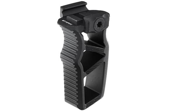 GUNMANSA UTG	MT-FGP01X Ultra Slim Foregrip, Picatinny, Matte Black