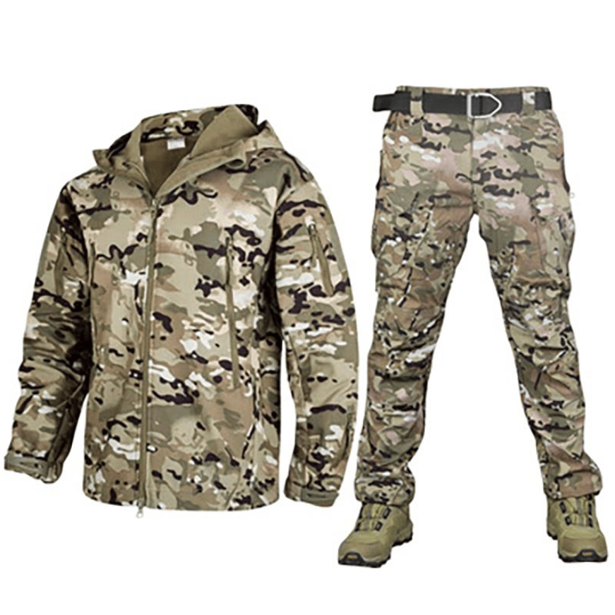 GUNMANSA Warm Suit Camo M