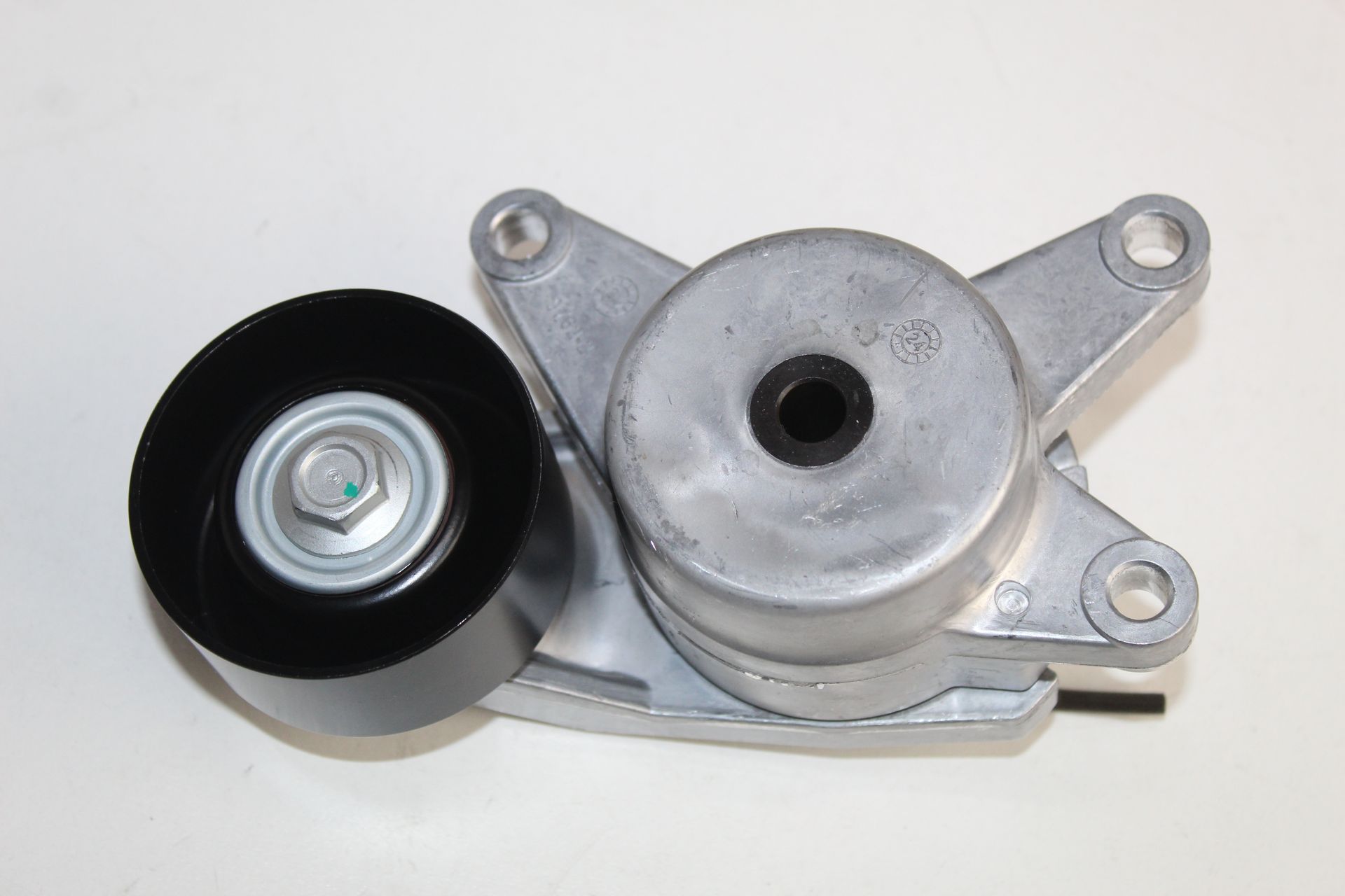 HYUNDAI HYUNDAI GRAND I10 2017- TENSIONER MICRO-V-BELT