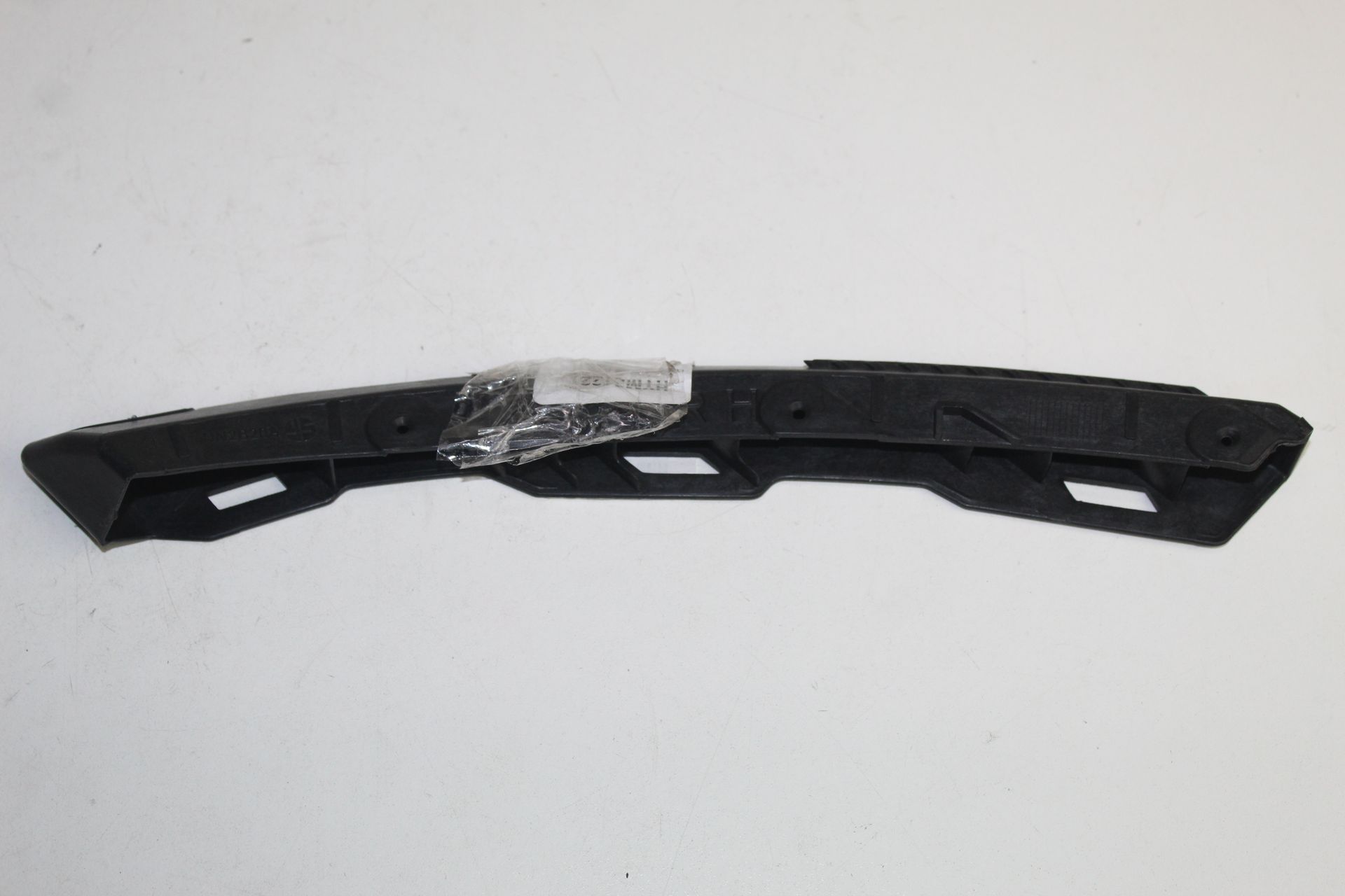 HYUNDAI HYUNDAI I30 BUMPER SLIDE RHS 2012