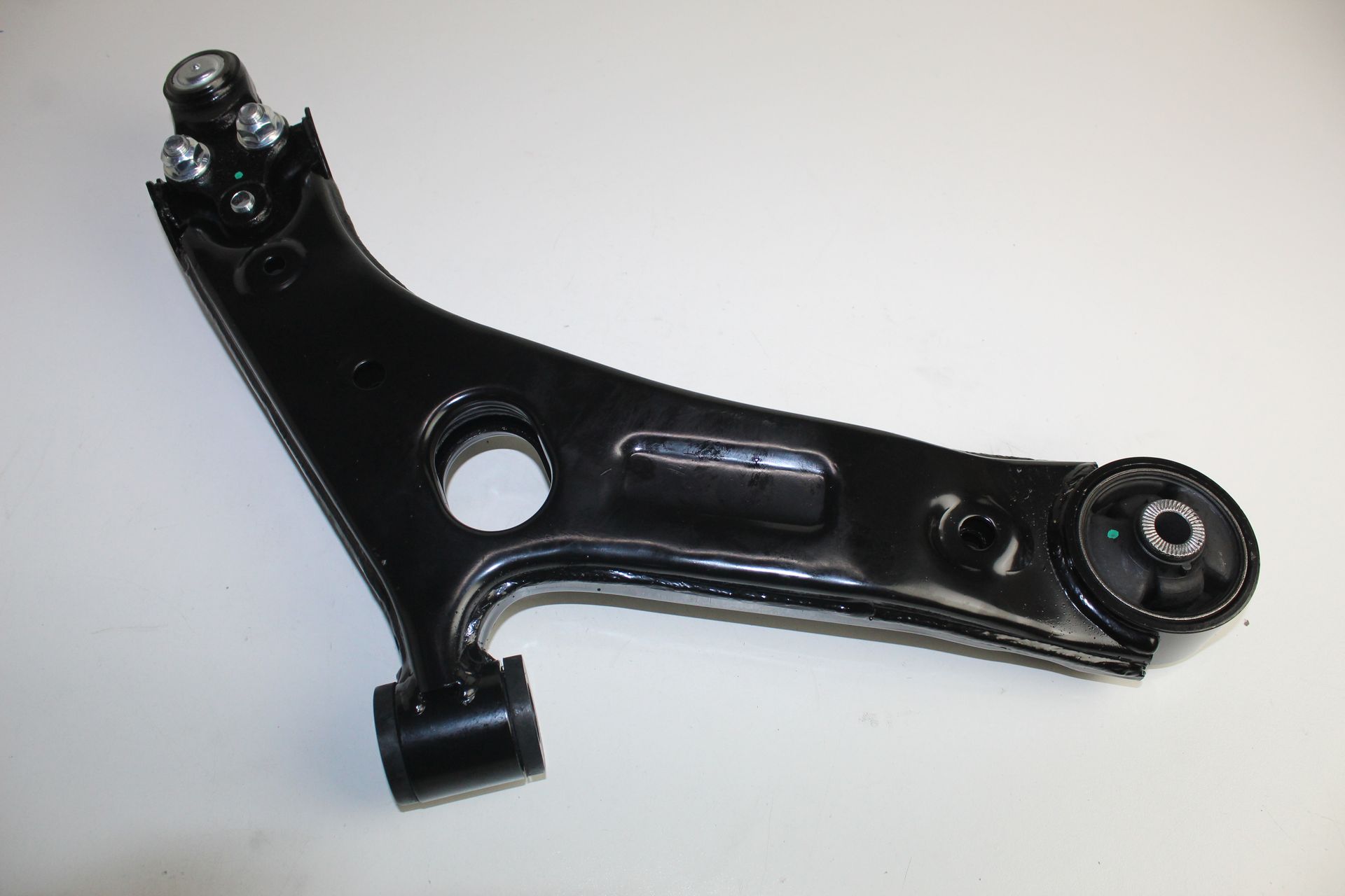 HYUNDAI HYUNDAI IX35 CONTROL ARM LF O/S