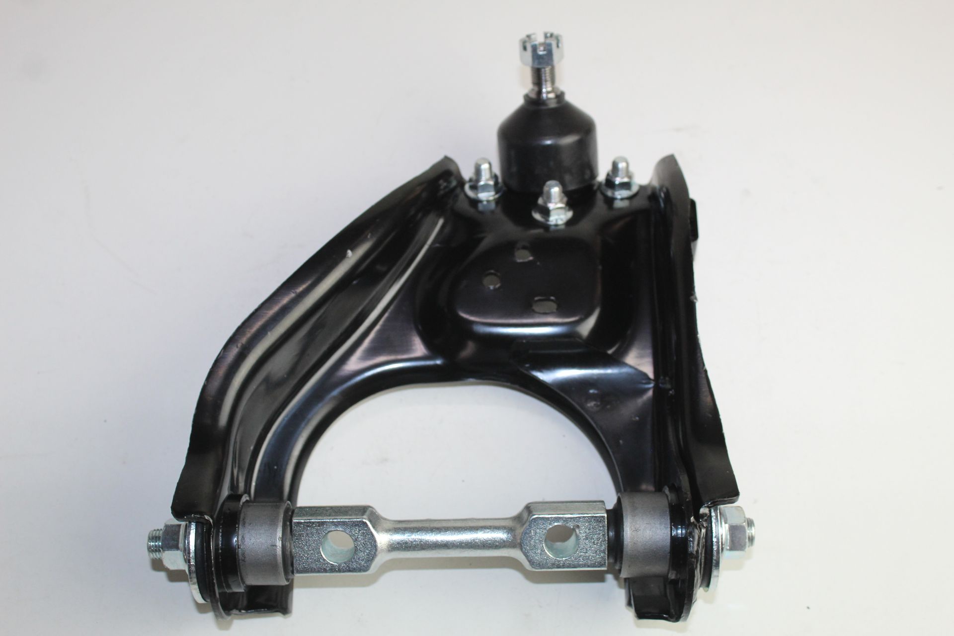 ISUZU ISUZU KB300 CONTROL ARM FRONT UPPER RH 3.0 07-10