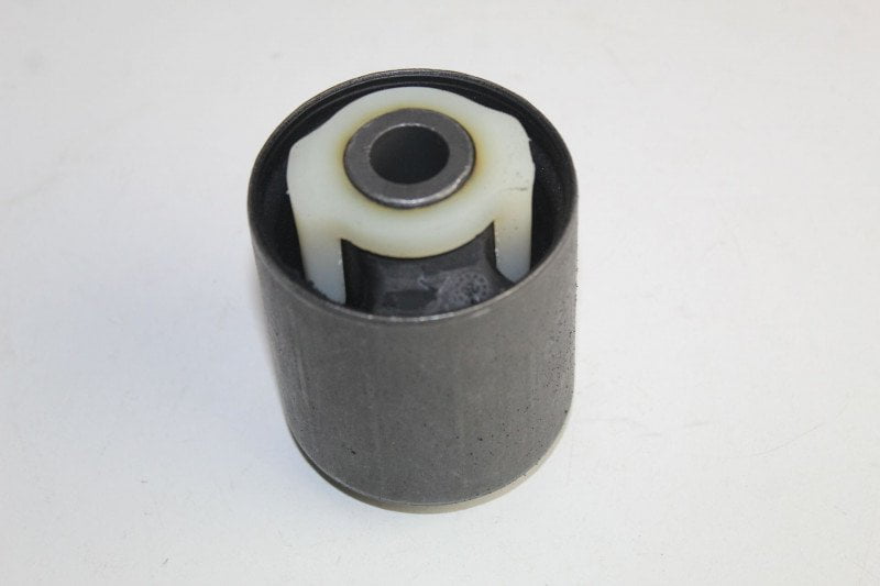 LAND ROVER LANDROVER STABILISER ARM BUSH DISCOVERY 4 3.0 TDV6 FRONT L=R 10-16