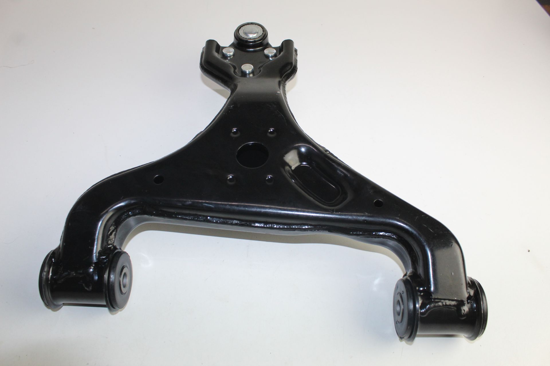 MERCEDES MERC VITO W639 CONTROL ARM LOWER RIGHT  646ENG