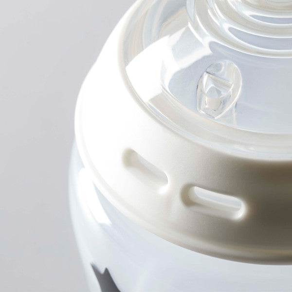 Tommee Tippee New Born Starter Kit + Tommee Tippee Microwave steriliser Combo Deal