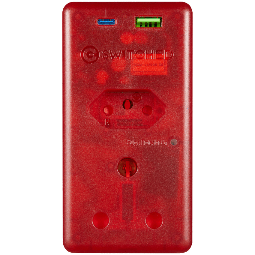 Switched Electrical Switched High Surge Multi Adaptor with USB + Type-C PD20W