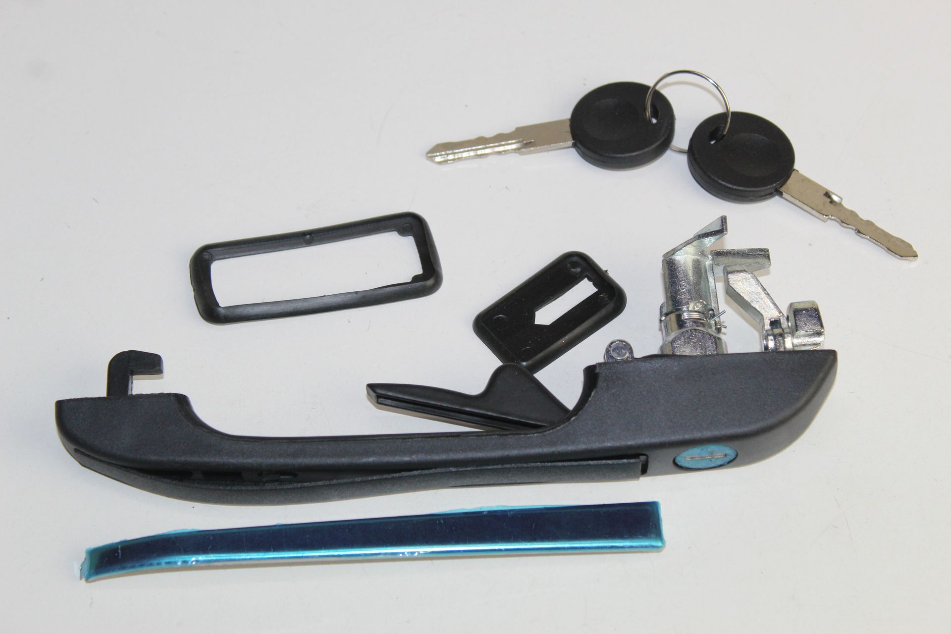VOLKSWAGEN VW CITI GOLF 1/CADDY FRONT DOOR HANDLE OUTER LH 87-99